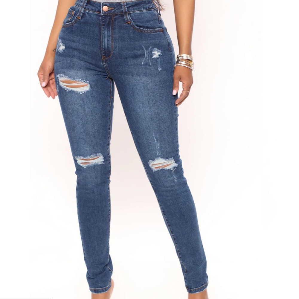 Fashion Nova Hannah High Rise Jeans- Dark Denim | size 11 |
